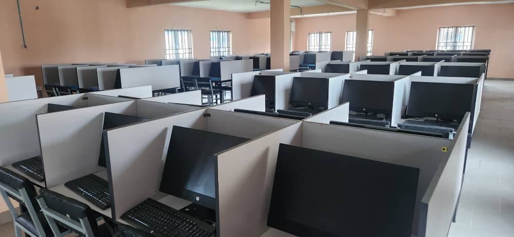 Learn from Our Experienced Faculty Members